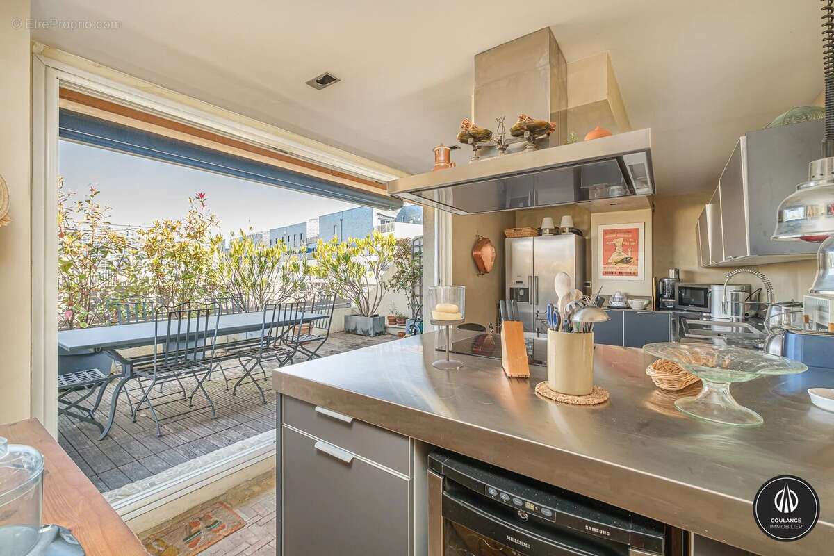 Appartement à MARSEILLE-8E