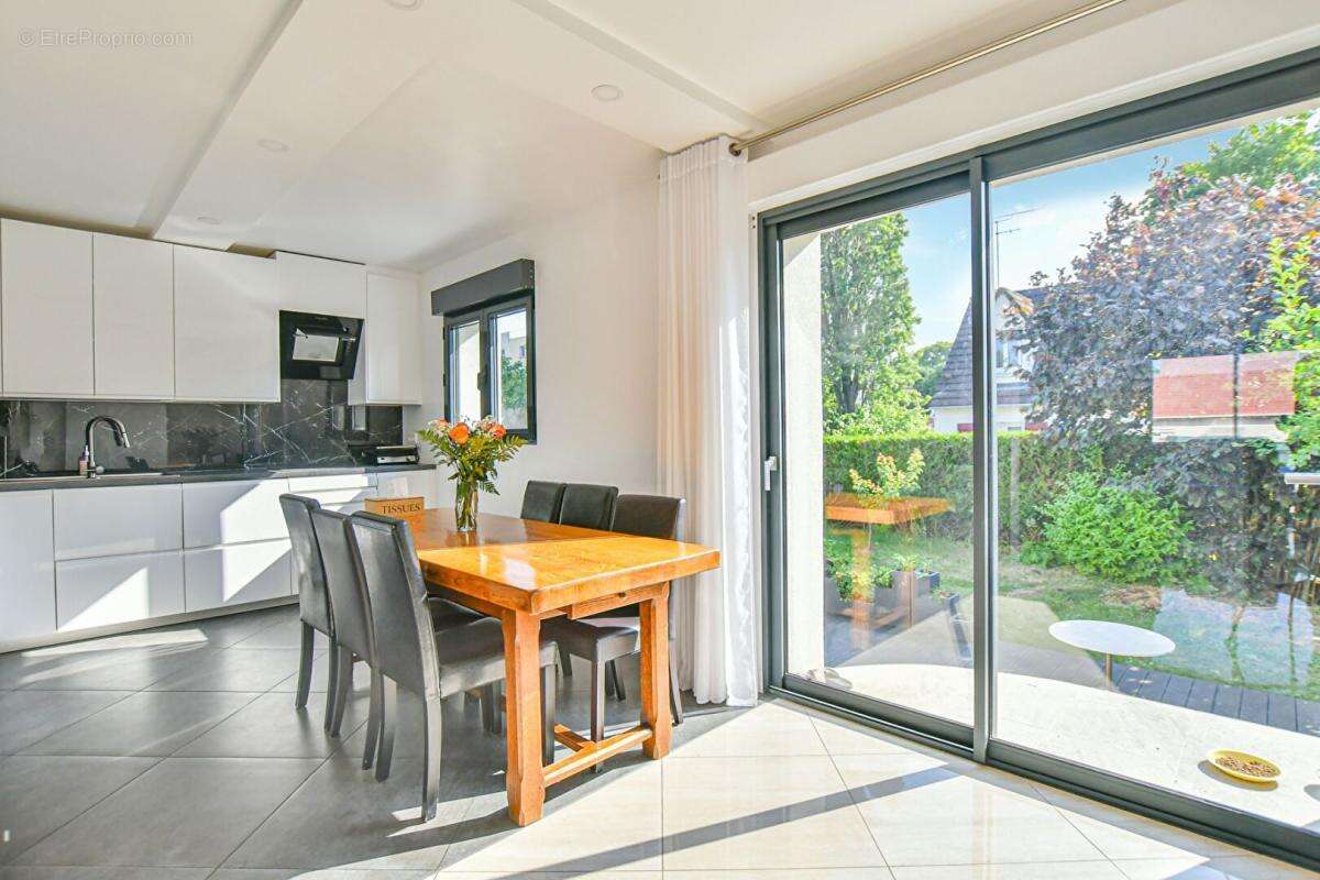 Maison à BOISSY-SAINT-LEGER