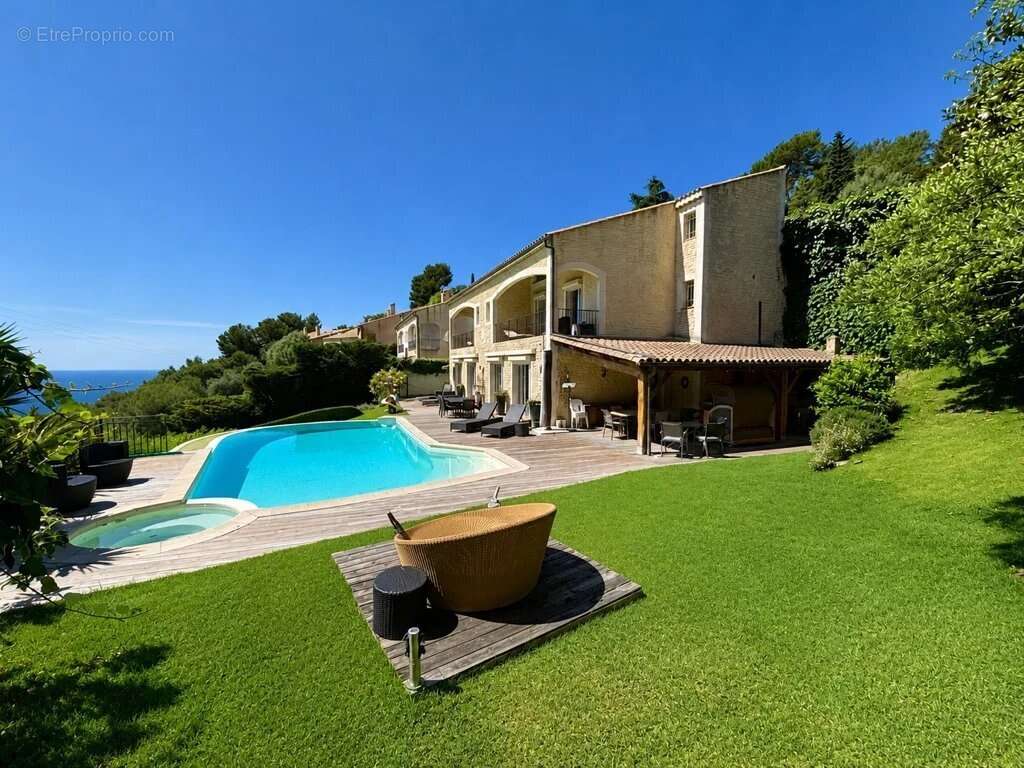 Maison à LA TURBIE