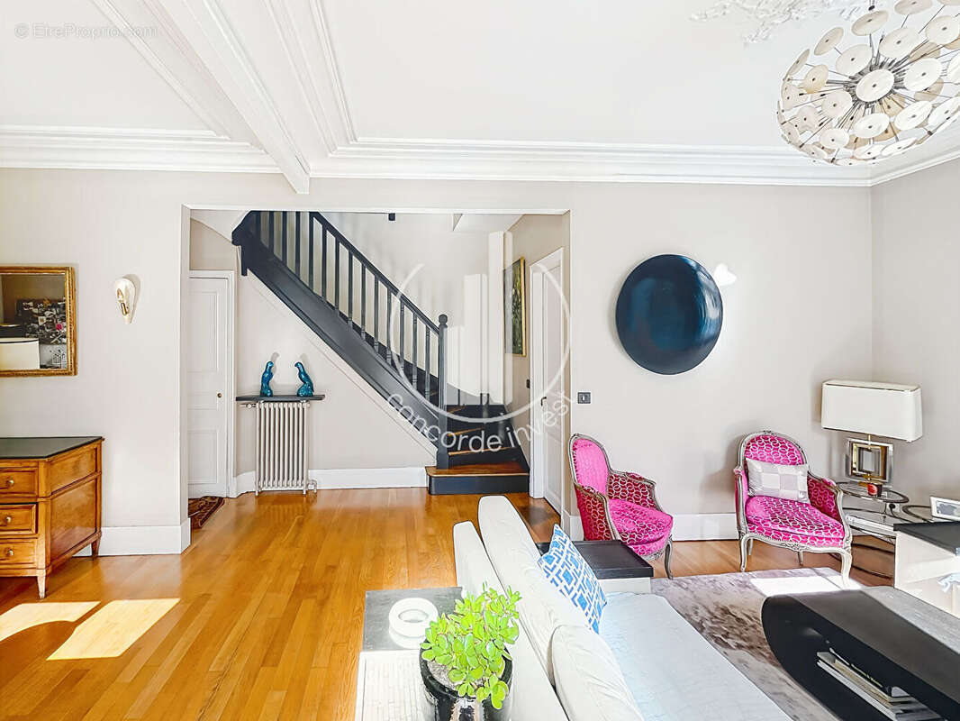 Maison à ASNIERES-SUR-SEINE