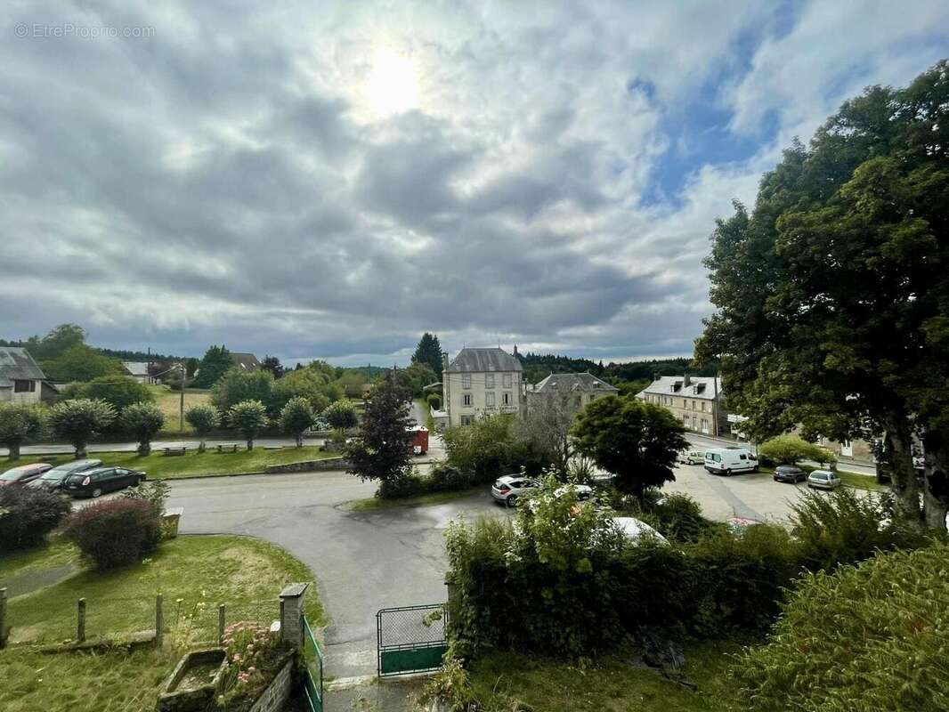 Maison 100 m² à Gentioux-Pigerolles  - photo 6