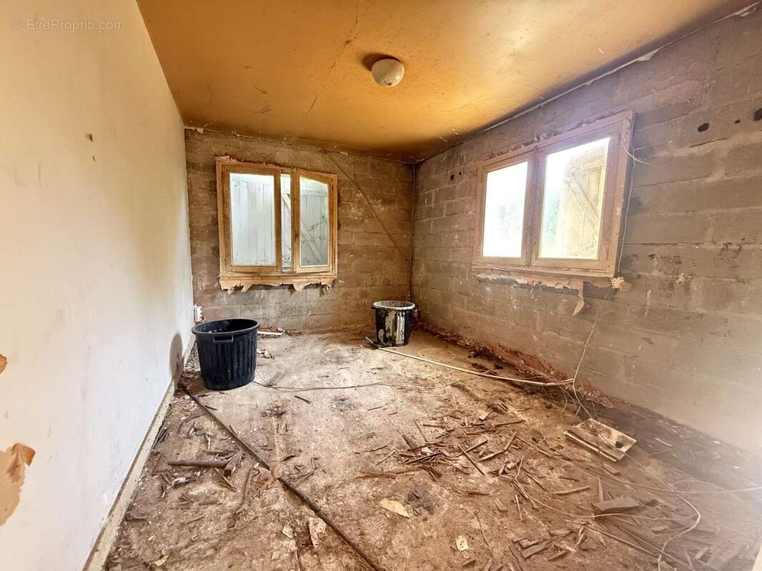 Appartement 202 m² à Pontivy  - photo 8