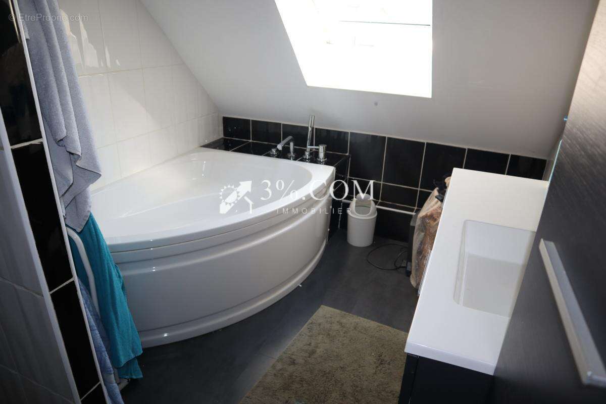 Maison à ALLENNES-LES-MARAIS