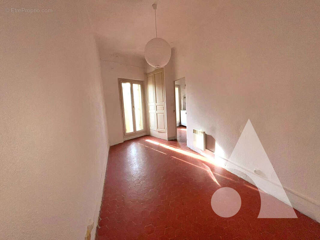 Appartement à SALERNES