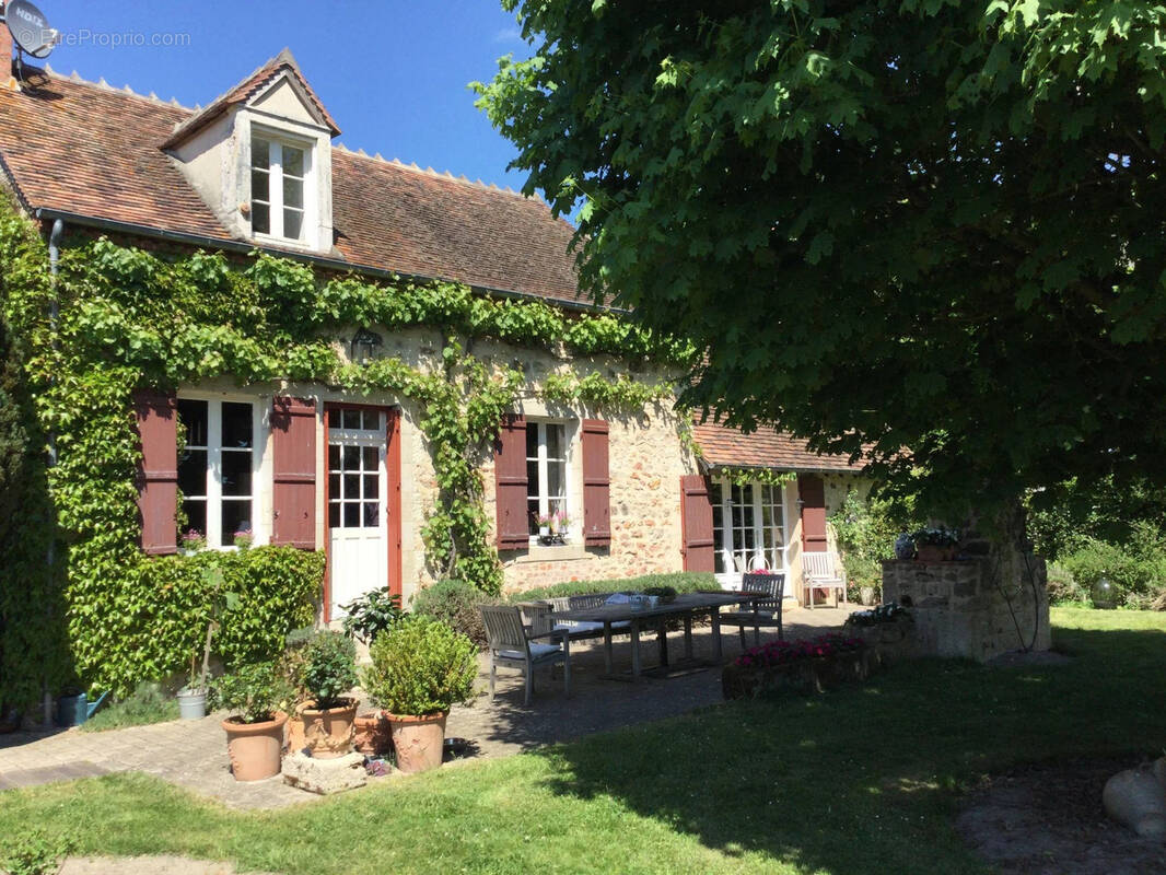 Maison à LE CHATELET