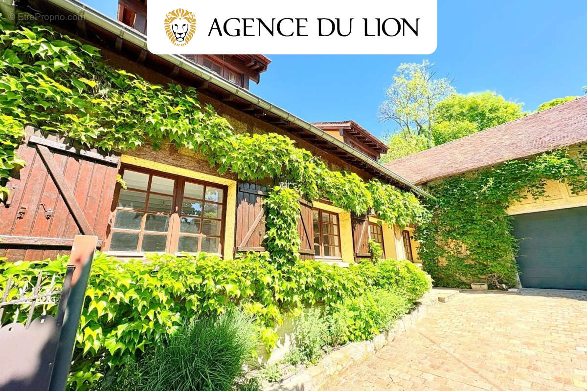 Maison à MONTREUIL