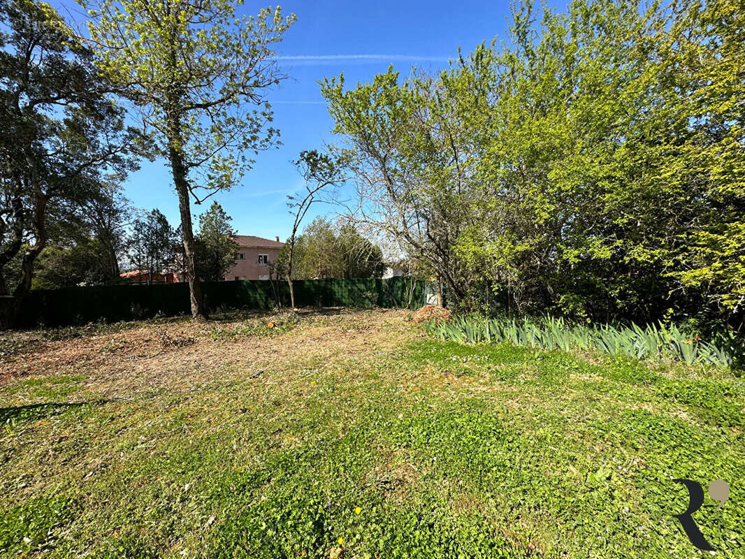 Terrain à AIGREFEUILLE