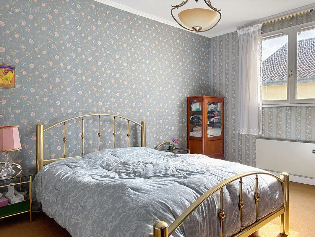 Maison à FRANQUEVILLE-SAINT-PIERRE