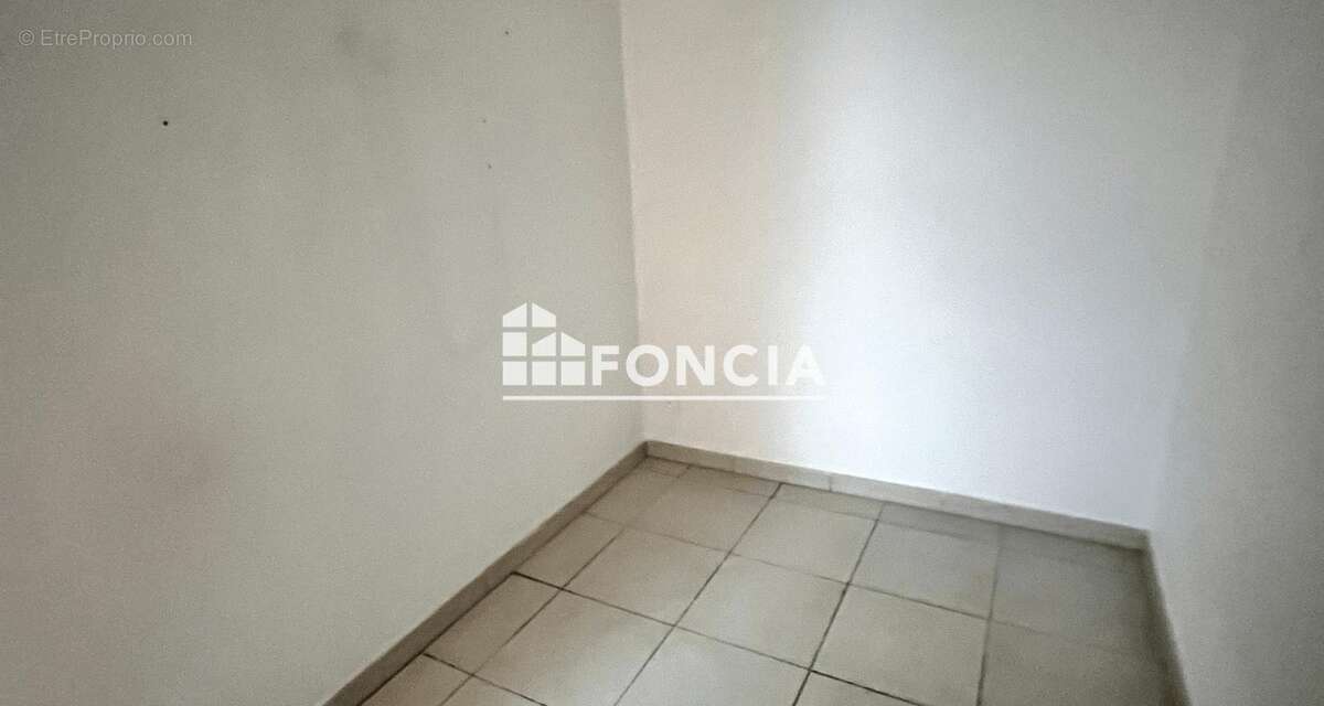 Appartement à LA LONDE-LES-MAURES