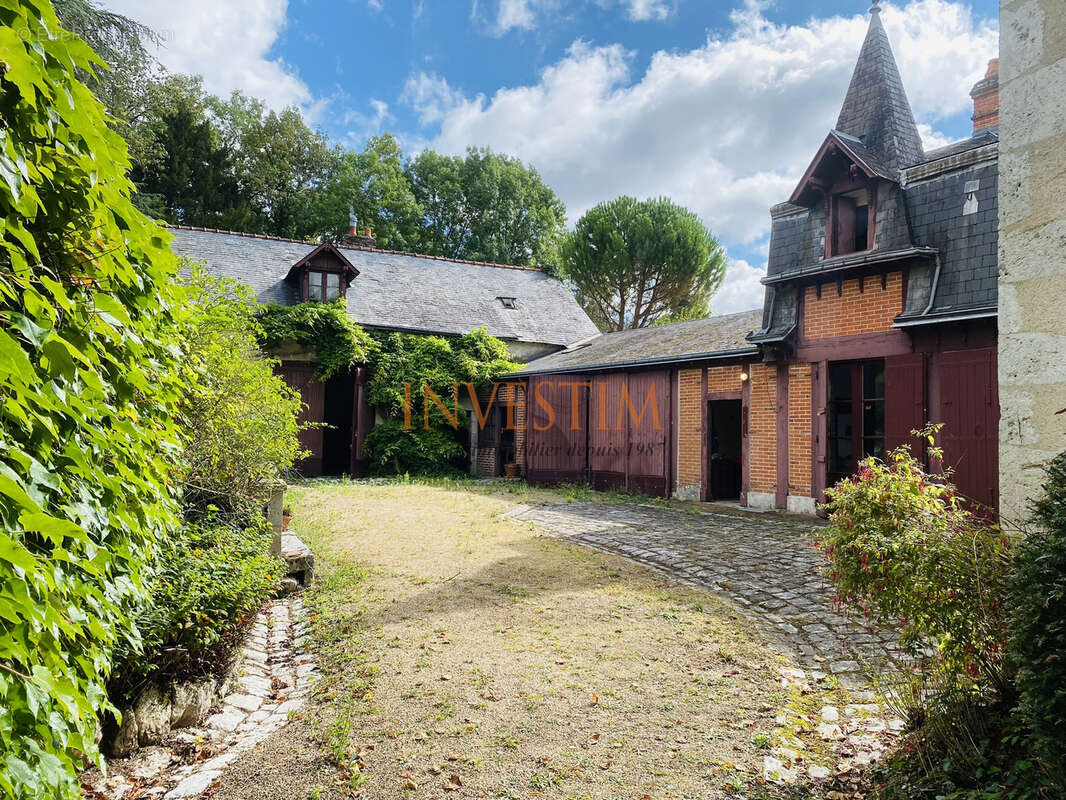 Maison à COUR-CHEVERNY