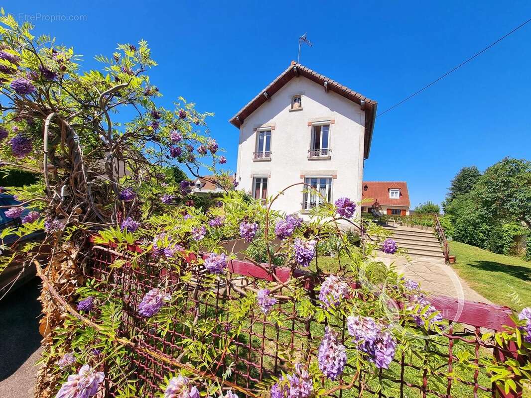 Maison à ROSNY-SUR-SEINE