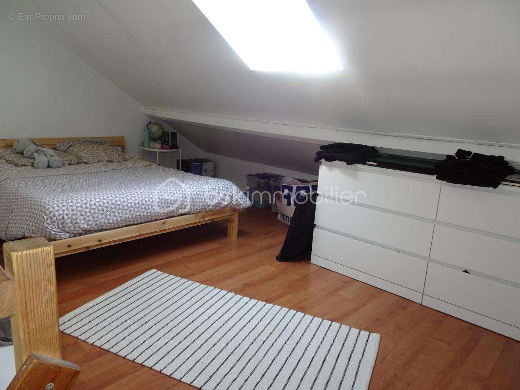 appartement  T1 Boulevard de Belfort à Roubaix - photo 4