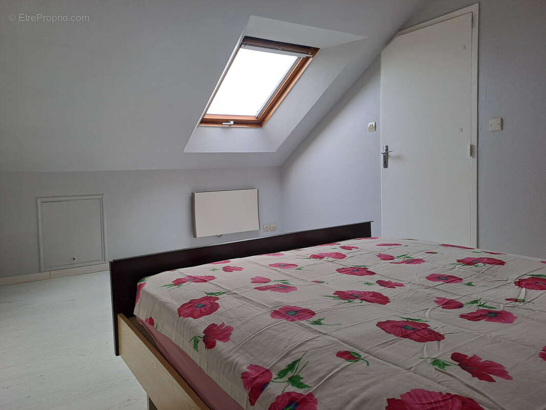 Maison à SAINT-HERBLON