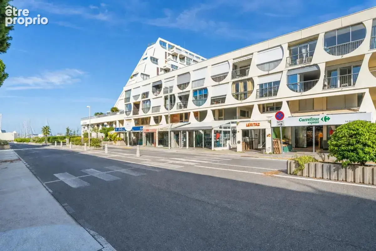 La grande-motte (34280) – studio cabine avec coin nuit – 31,59 m² – balcon – vue mer & port – exposition sud – ascenseur - photo 12