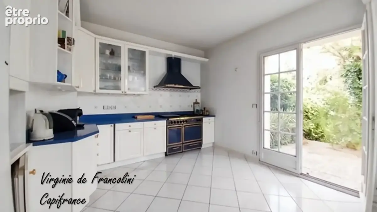 Maisons-Alfort-A vendre maison familiale-7 pièces-5 chambres-sous-sol-terrasse-jardin-2 garages-Proche Bords de Marne - photo 7