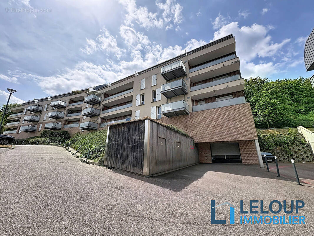 Appartement à CANTELEU