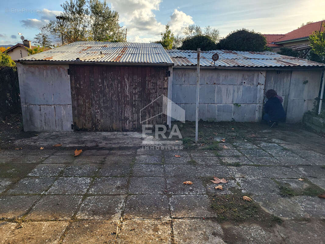 Maison à CHATEAU-ARNOUX-SAINT-AUBAN