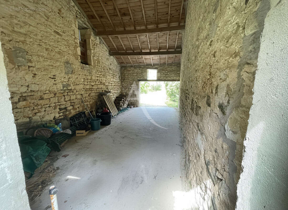 Maison à SAINT-AGNANT