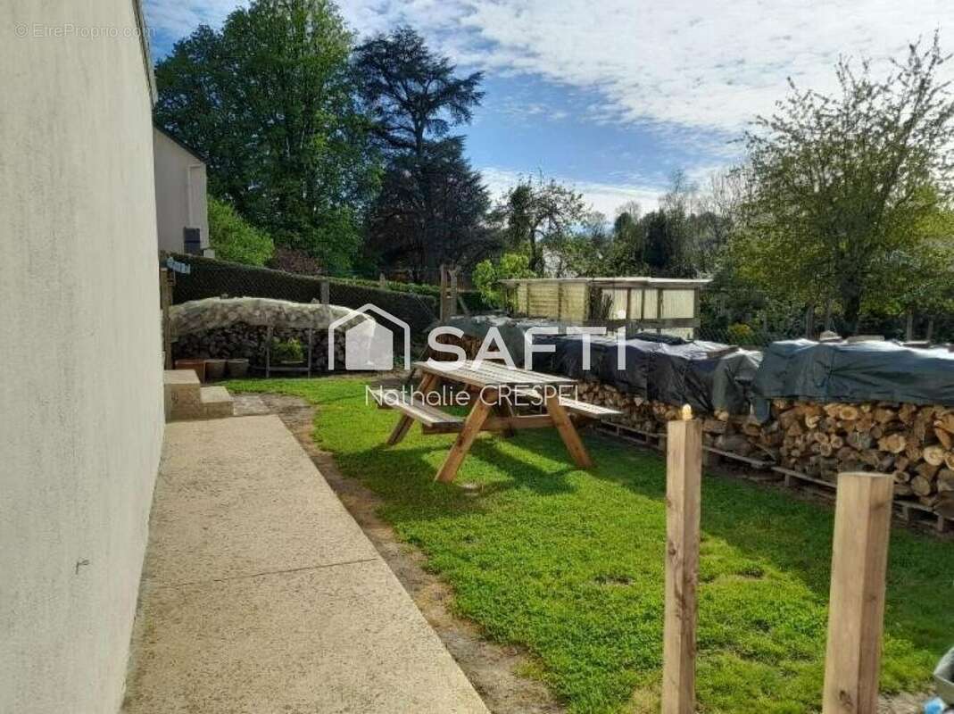 Photo 3 - Maison à AMBRIERES-LES-VALLEES