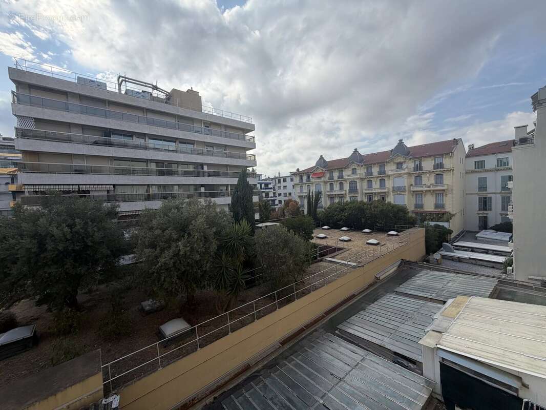 Superbe 3 pièces avec vue mer au Carré d'or, Nice - photo 18