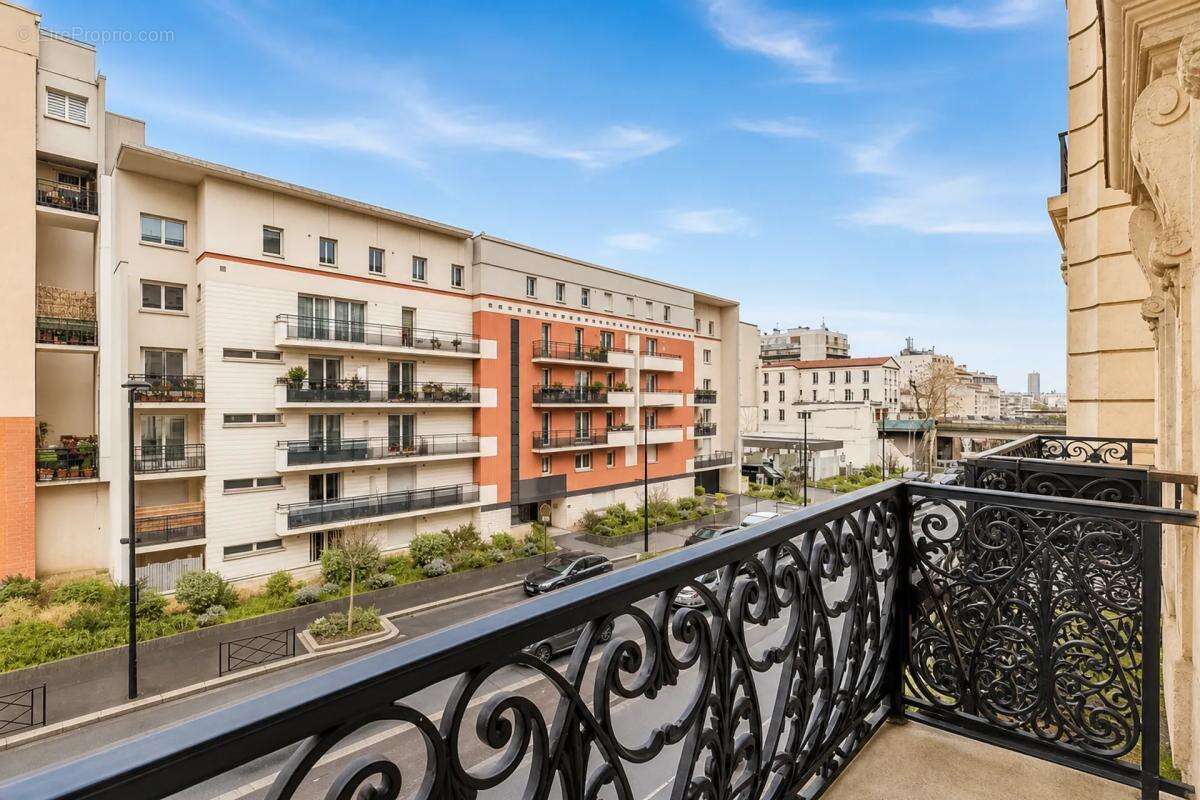 Courbevoie - 3 pièces 68m2, balcon - photo 9