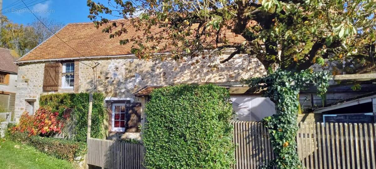 Maison à LA SAULSOTTE