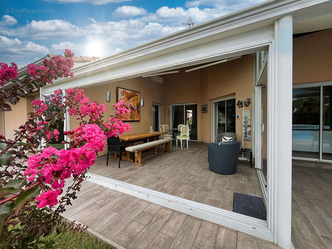 Maison à SAINT-GEOURS-DE-MAREMNE