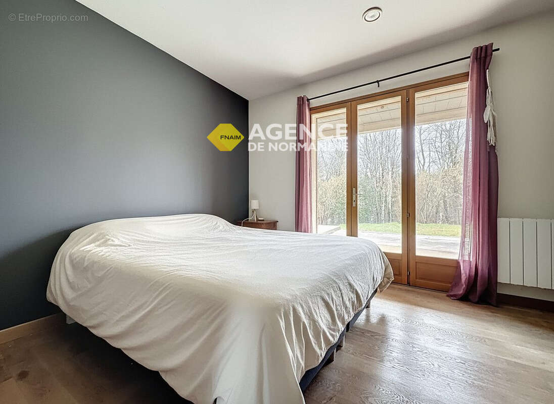 Maison 156 m² à Montreuil-L'argille  - photo 9