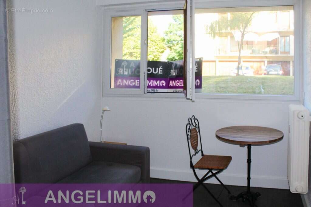 Appartement à LE PLESSIS-BOUCHARD