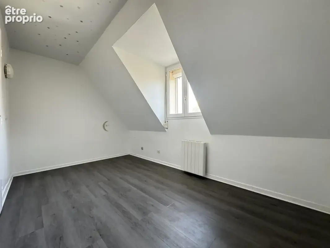 Maison 6 pièces 95 m² à vendre à Saint-Germain-Les-Corbeil (91250) - photo 4