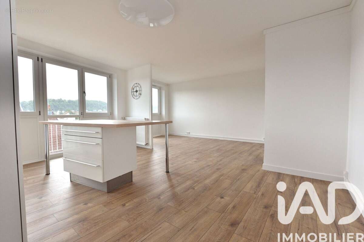 Appartement 84 m² à Epinal  - photo 2