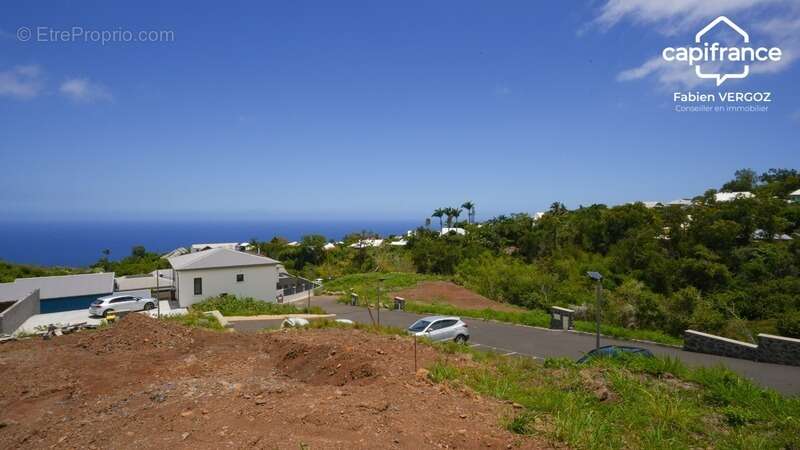 Terrain à SAINT-DENIS