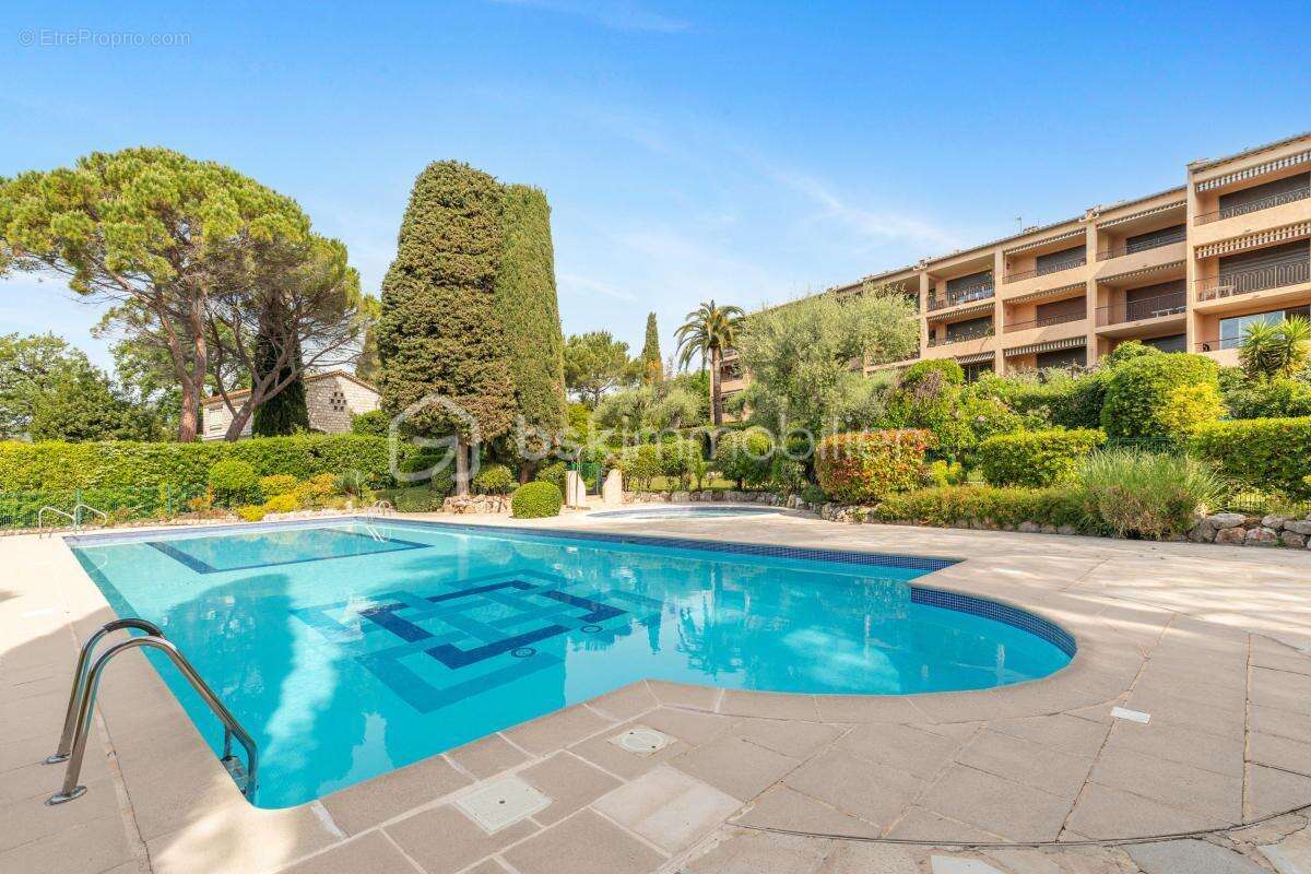 Appartement à VENCE