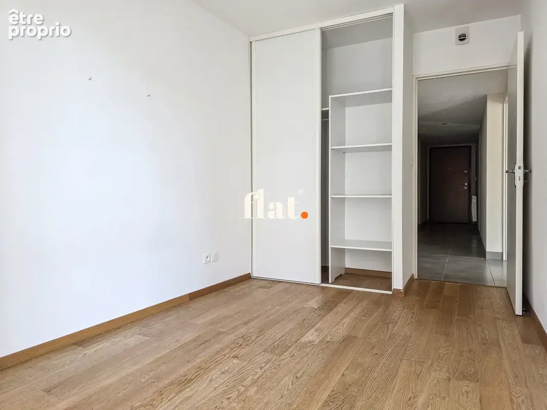 NANTES - ile de versailles - saint félix  APPARTEMENT EN RDC SURELEVE -T3 - 83m2 - 2 chambres - un garage boxé - photo 6
