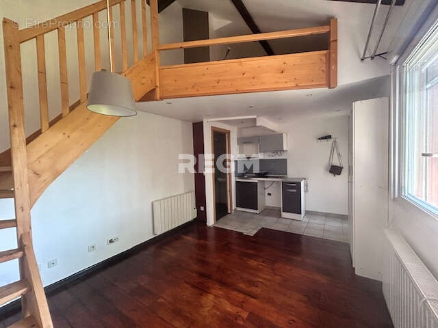 Belle maison rénovée par un architecte de 145 m2 habitable (210 m2 au sol) sur un terrain de 555 m2  - DPE en - photo 20