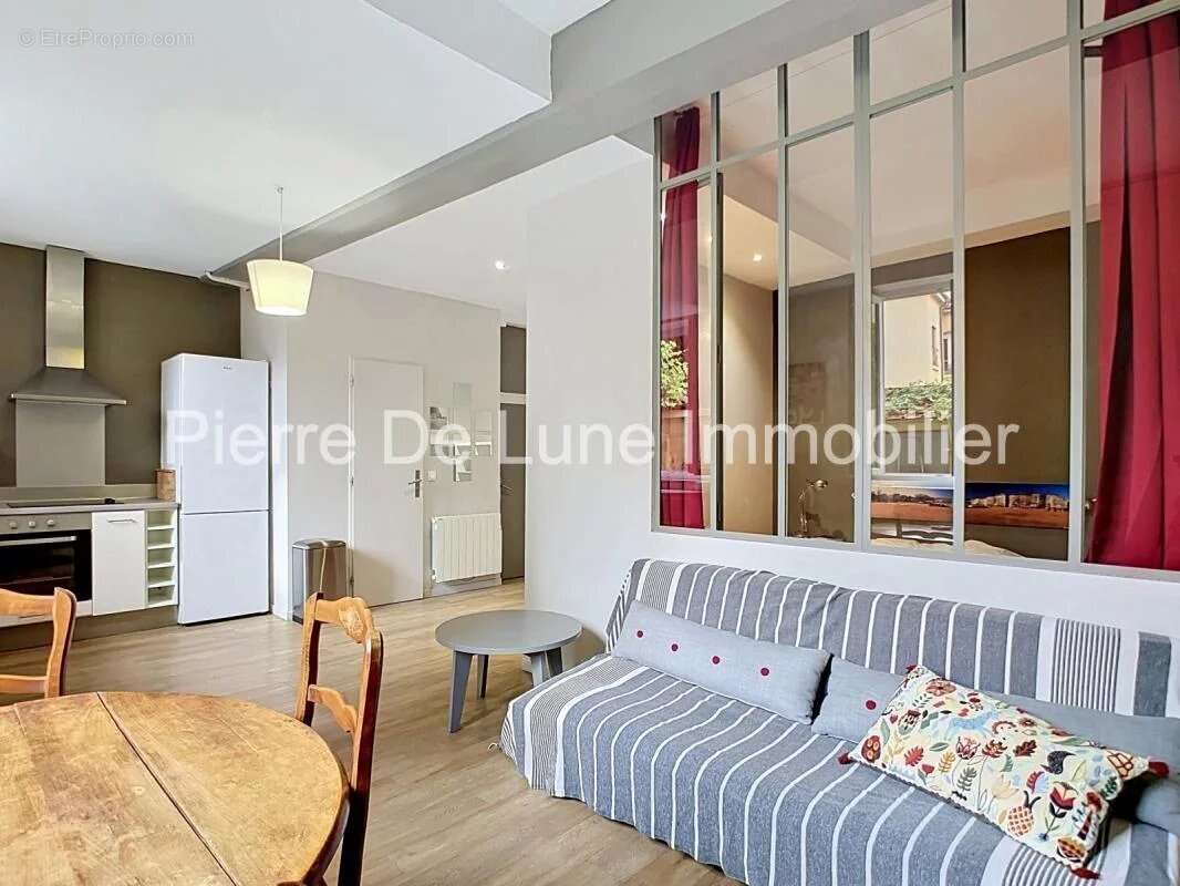 Appartement à LYON-1E