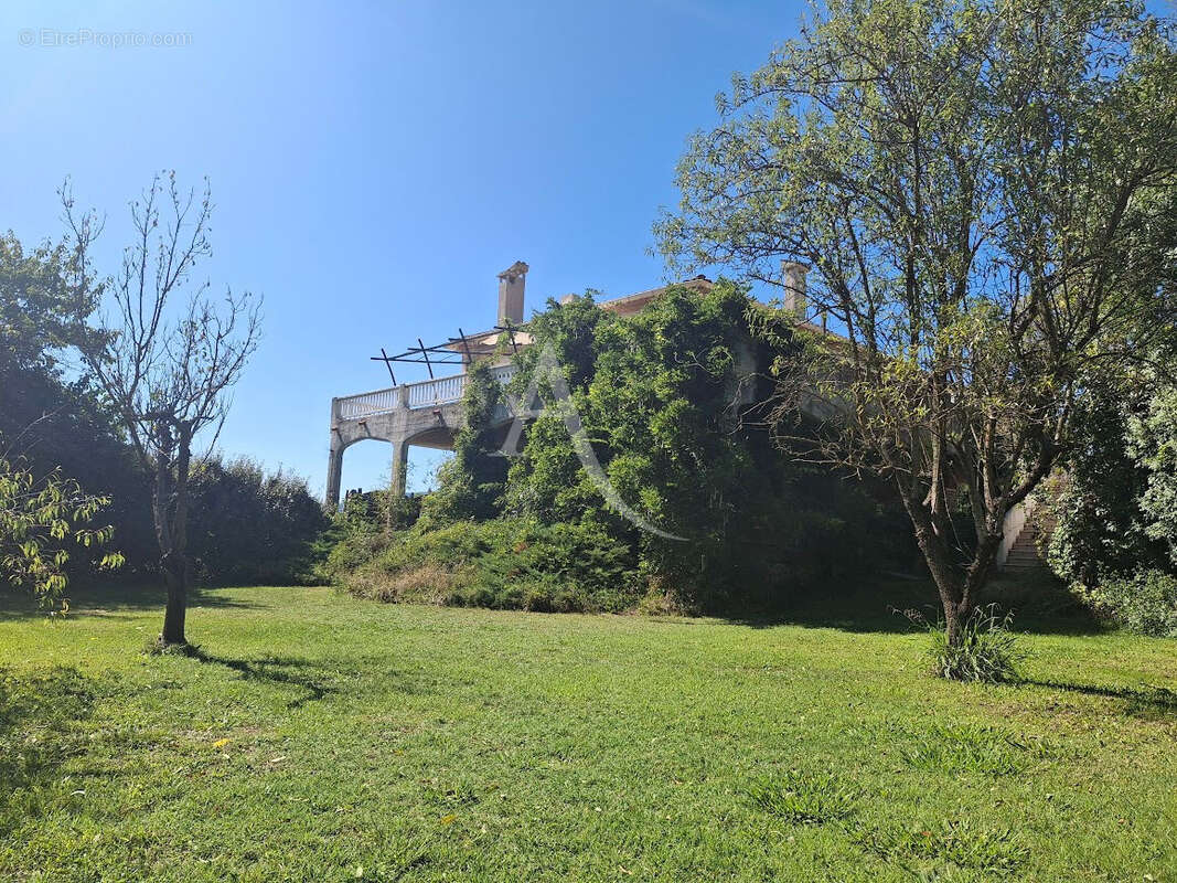 BEDARIEUX maison de caractère avec parc,  piscine lagon, garage - photo 7