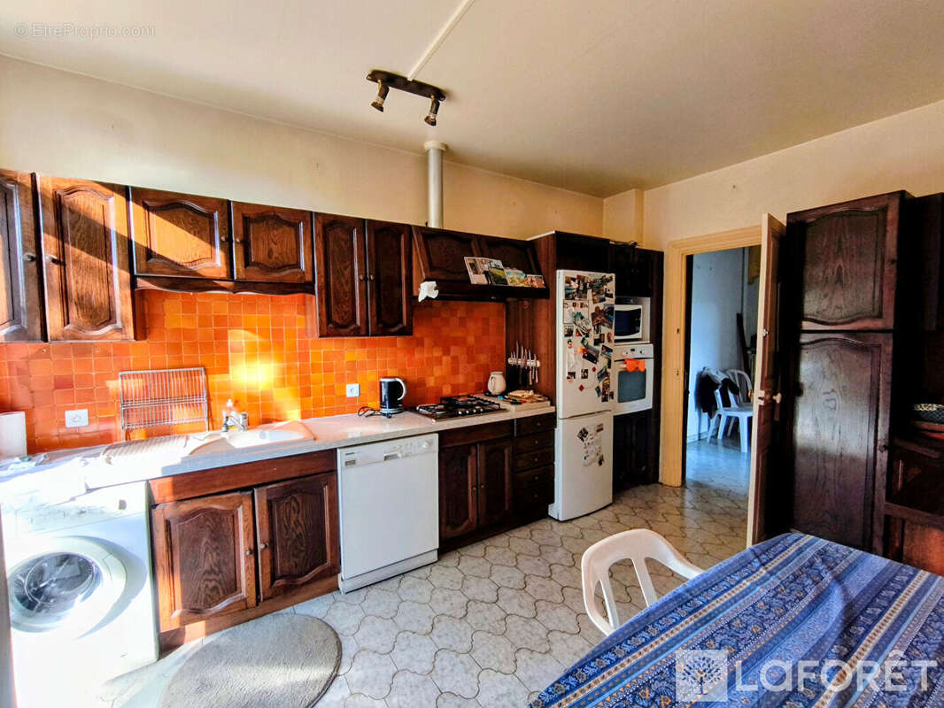 Maison à ESPALY-SAINT-MARCEL