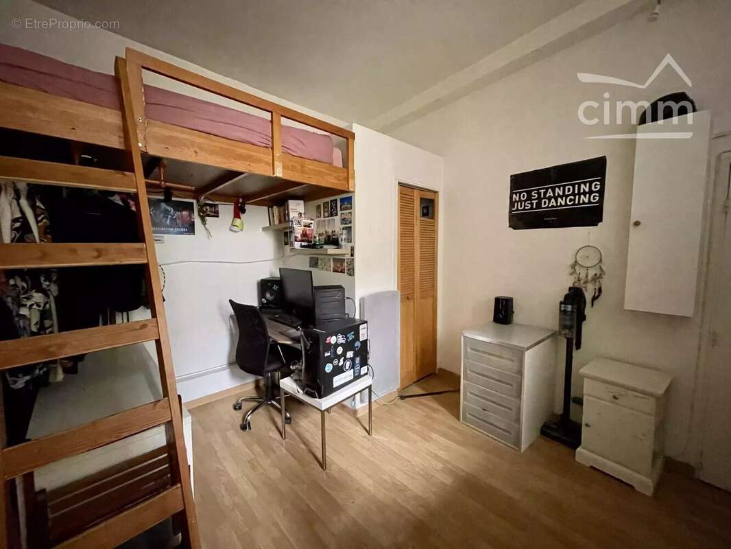 Appartement à PARIS-2E