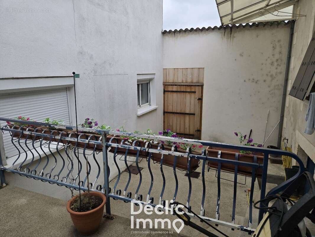 À VENDRE - Exceptionnel Hôtel-Restaurant clé en main avec licence IV + maison attenante - photo 28