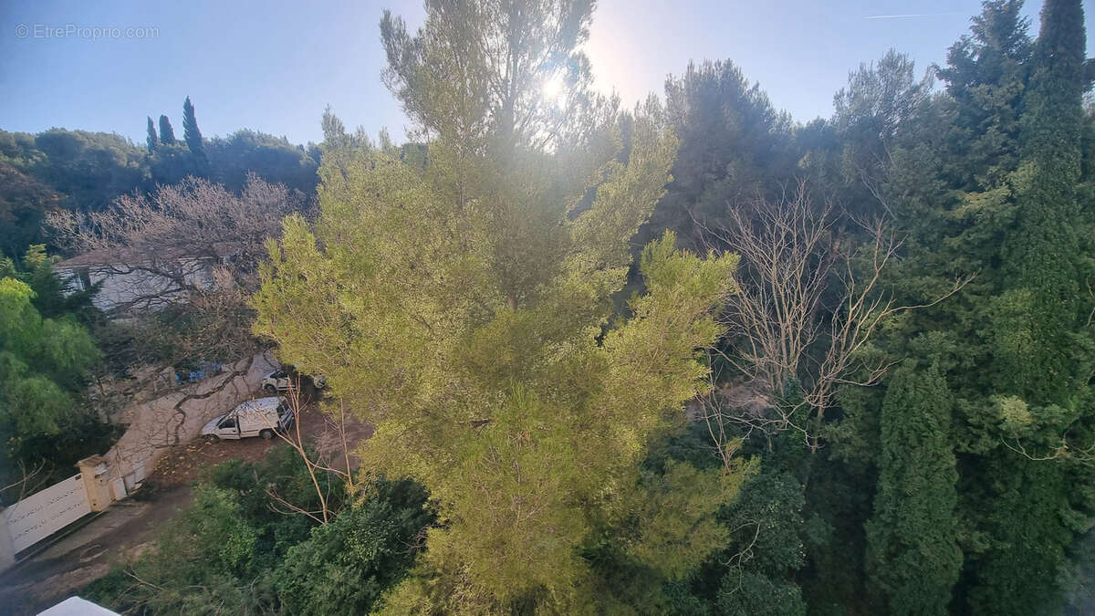 Appartement à LA VALETTE-DU-VAR