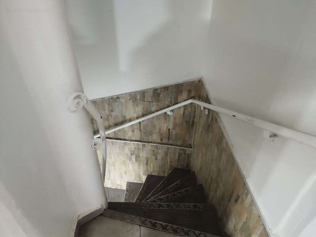 Commerce à PARIS-12E