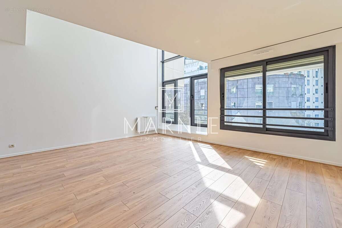 Appartement à PARIS-15E