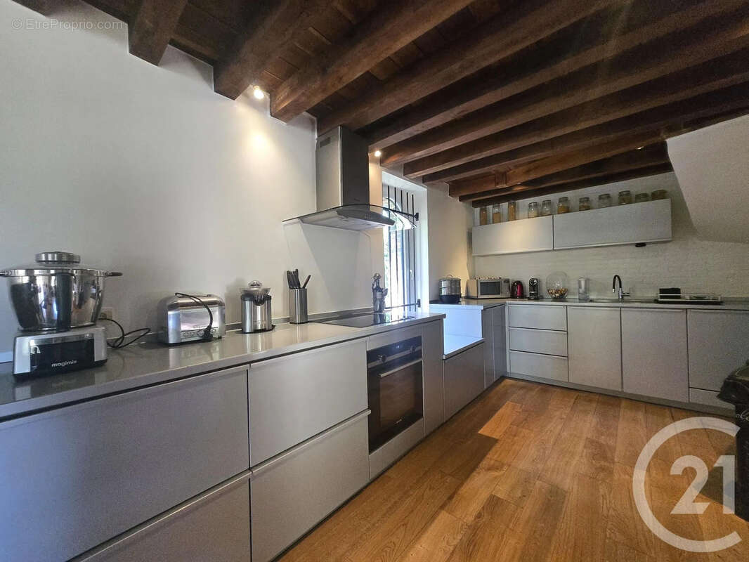 Maison 180 m² à Les Baux-De-Breteuil  - photo 10