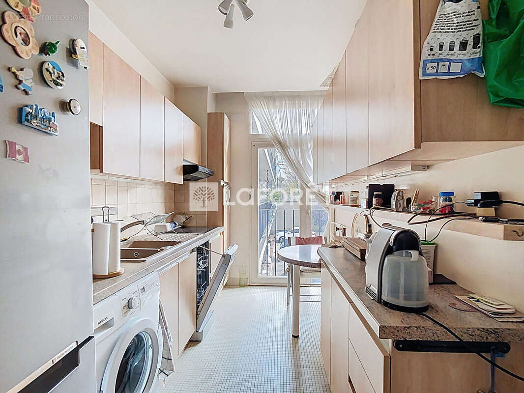 Appartement à PARIS-15E