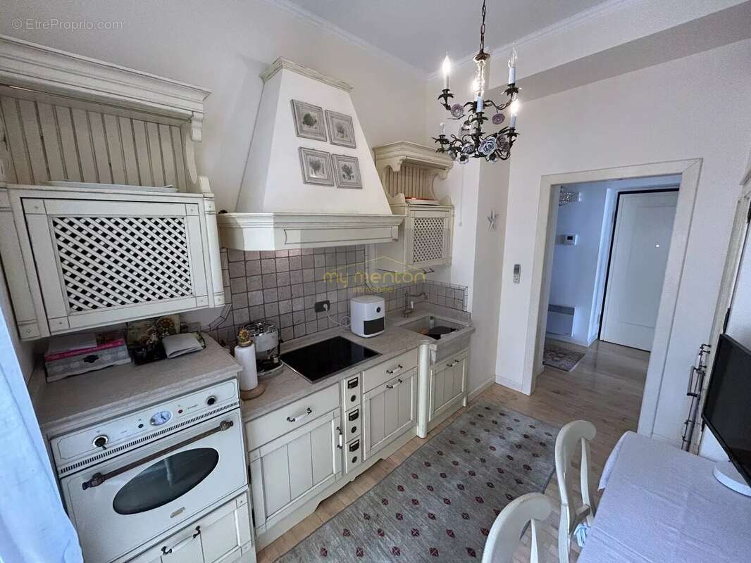 Menton Garavan – Luxueux 3 pièces avec vastes terrasses, vue mer panoramique - photo 10