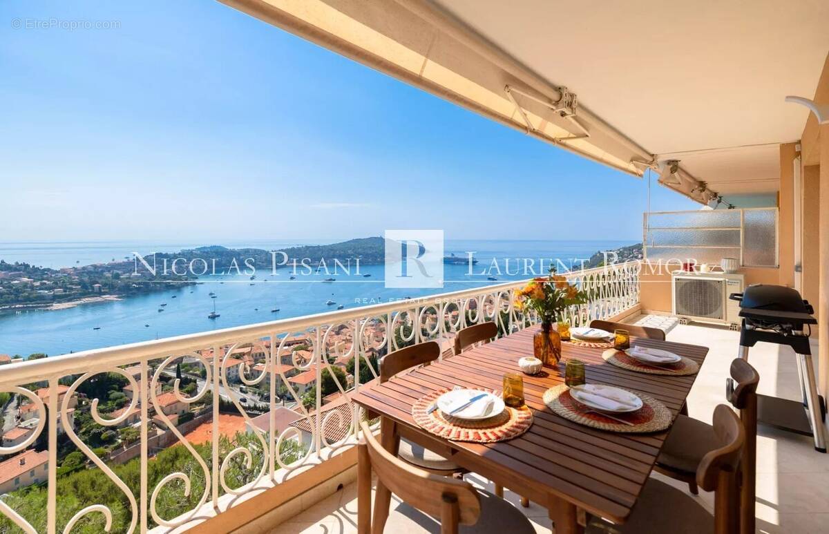 Appartement à VILLEFRANCHE-SUR-MER