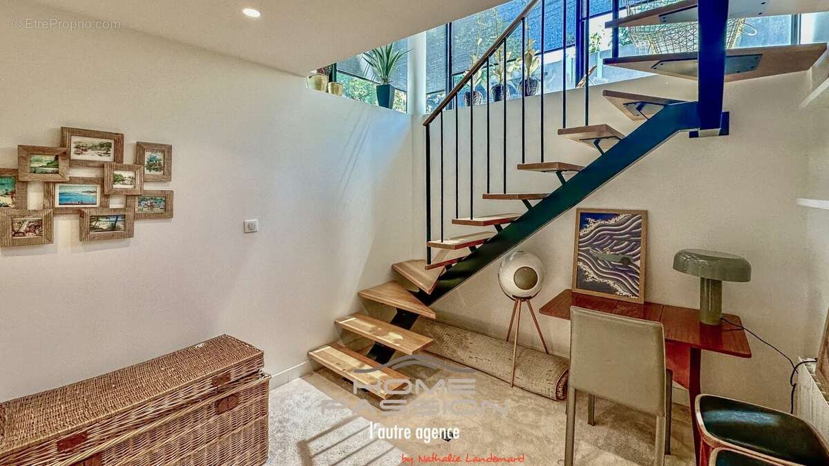 Maison à VAUX-SUR-MER