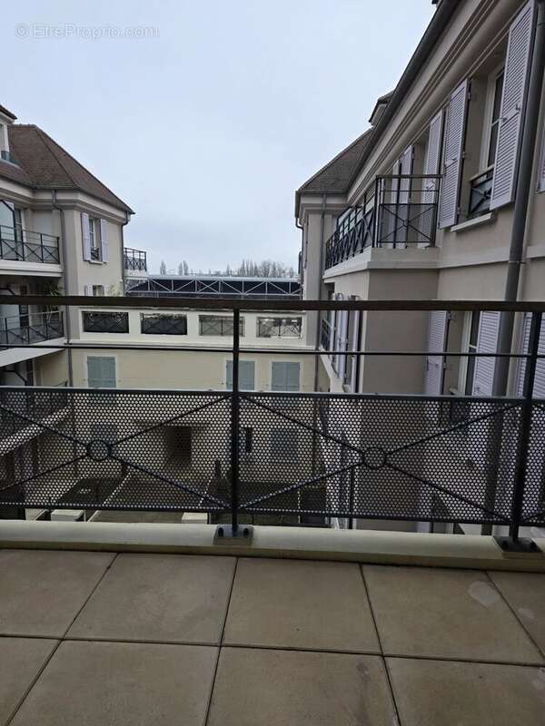 Appartement à MAISONS-LAFFITTE