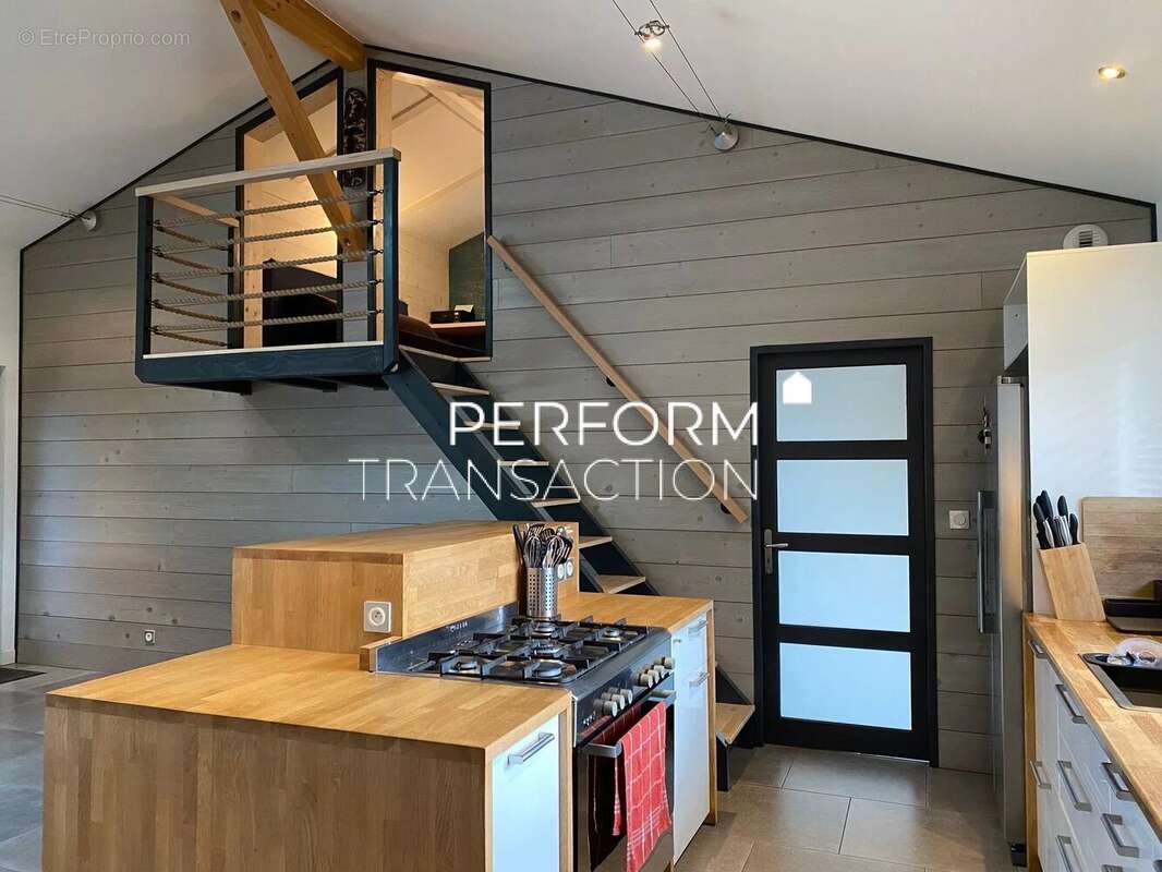 Maison à SAINT-JUST-DE-CLAIX